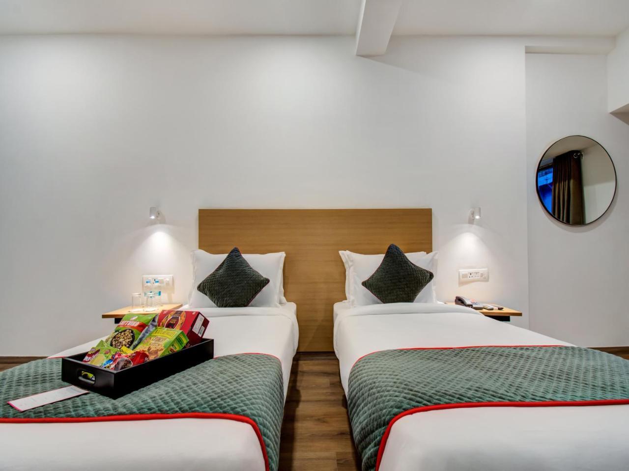 Oyo Townhouse 66 Nagpur Station Ca Road Otel Dış mekan fotoğraf