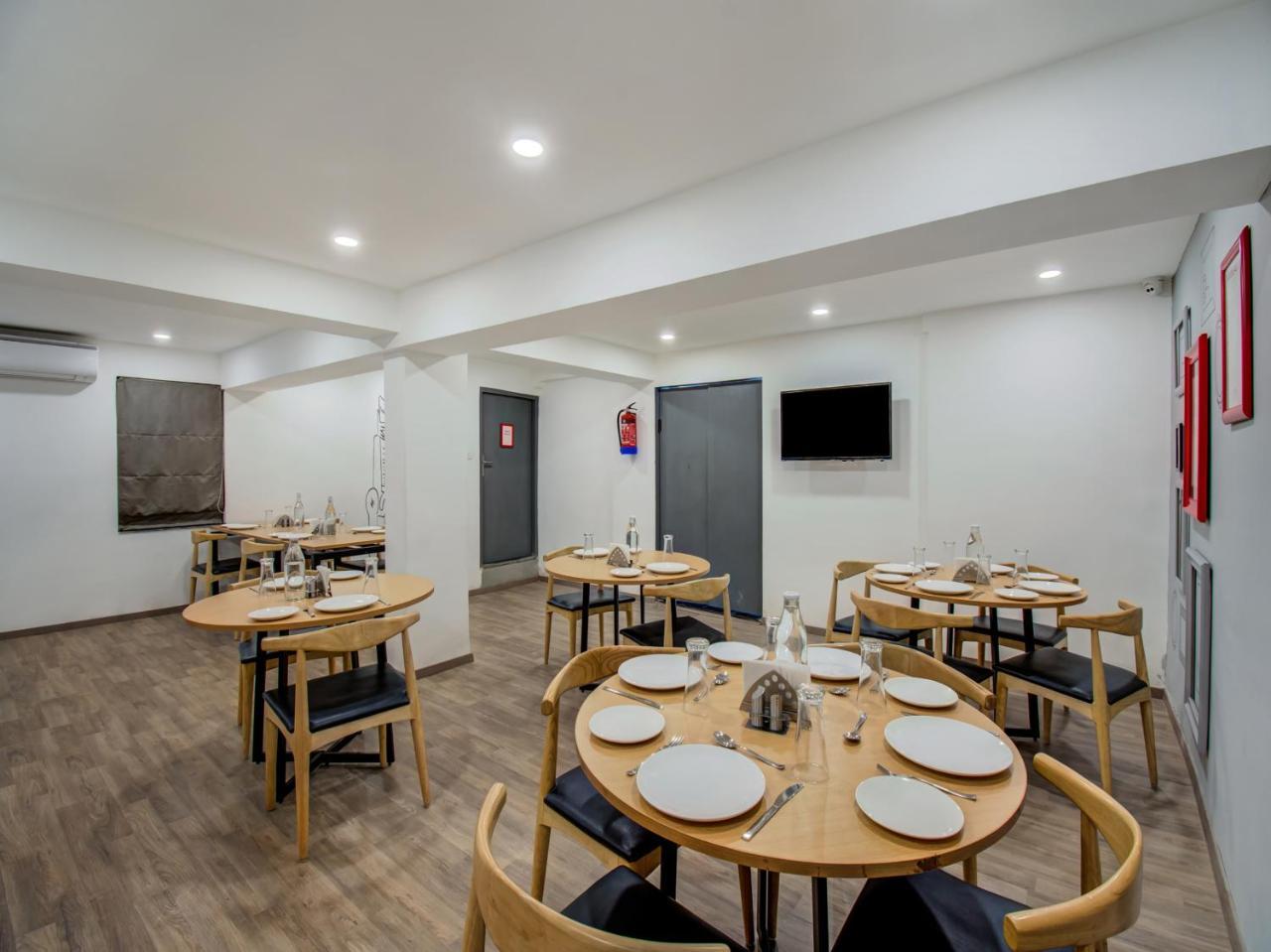 Oyo Townhouse 66 Nagpur Station Ca Road Otel Dış mekan fotoğraf